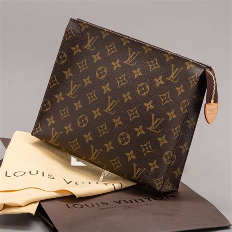 louis vuitton toiletry 26|Louis Vuitton toiletry pouch 26.